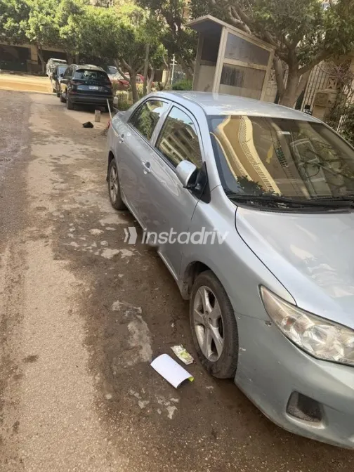 تويوتا كورولا 2013 سماوي مستعملة للبيع - 2