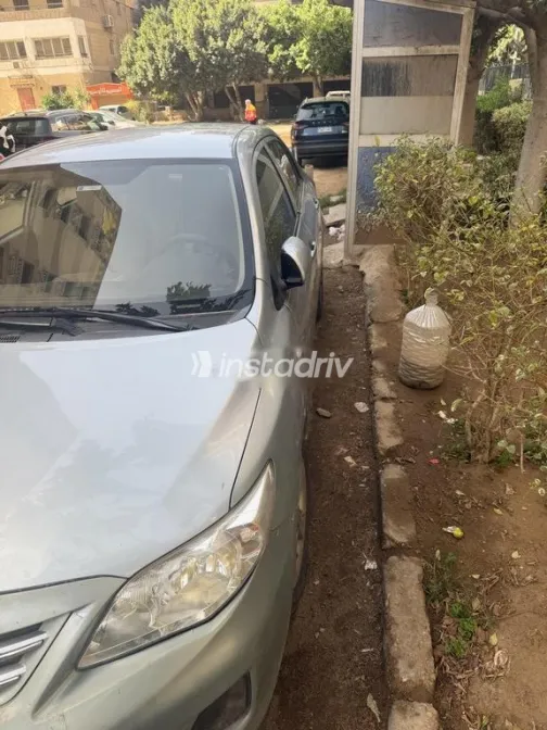 تويوتا كورولا 2013 سماوي مستعملة للبيع - 5