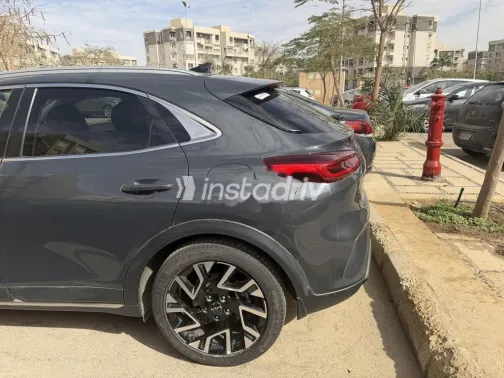 كيا اكسيد 2025 أبيض مستعملة للبيع - 4