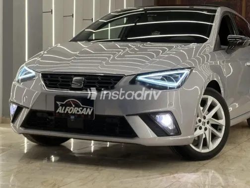 سيات ابيزا 2024 فضي مستعملة للبيع - 2