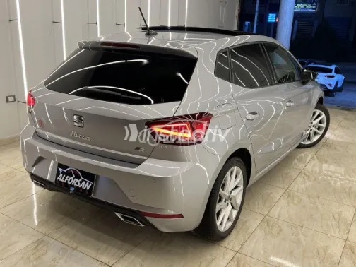 سيات ابيزا 2024 فضي مستعملة للبيع - 3