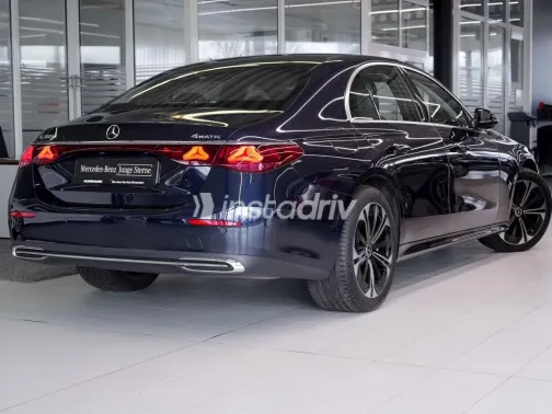 مرسيدس E 300 2024 أبيض مستعملة للبيع - 5