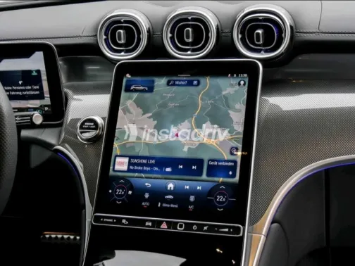 مرسيدس GLC 300 2025 أبيض مستعملة للبيع - 8