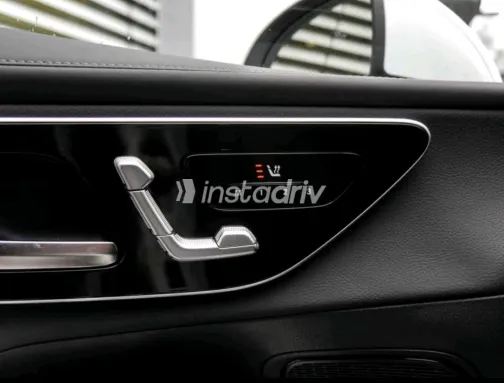 مرسيدس GLC 300 2025 أبيض مستعملة للبيع - 10