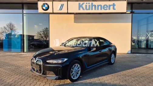 بي ام دبليو I4 2023 أبيض مستعملة للبيع - 5