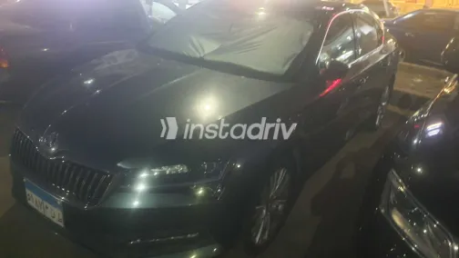 سكودا سوبيرب 2021 أبيض مستعملة للبيع - 6