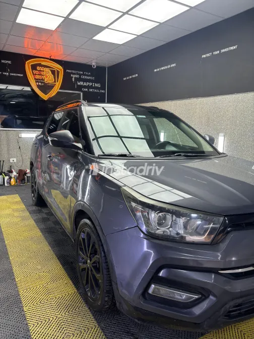 Ssang Yong Tivoli 2018 White Used for Sale - 3