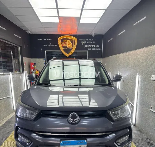 Ssang Yong Tivoli 2018 White Used for Sale - 4