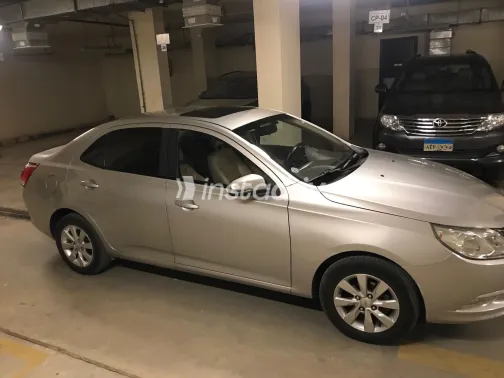 Chevrolet Optra 2023 White Used for Sale - 1