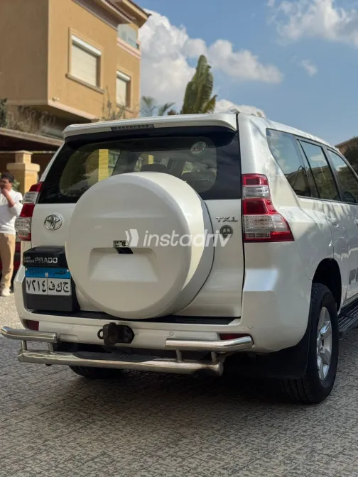 Toyota Prado 2015 White Used for Sale - 4