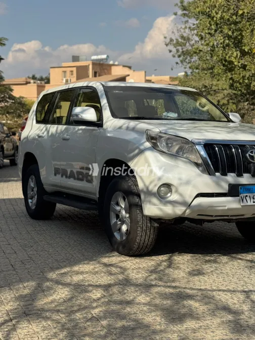 Toyota Prado 2015 White Used for Sale - 7