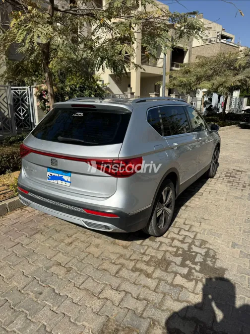 سيات تاراكو 2022 أبيض مستعملة للبيع - 3