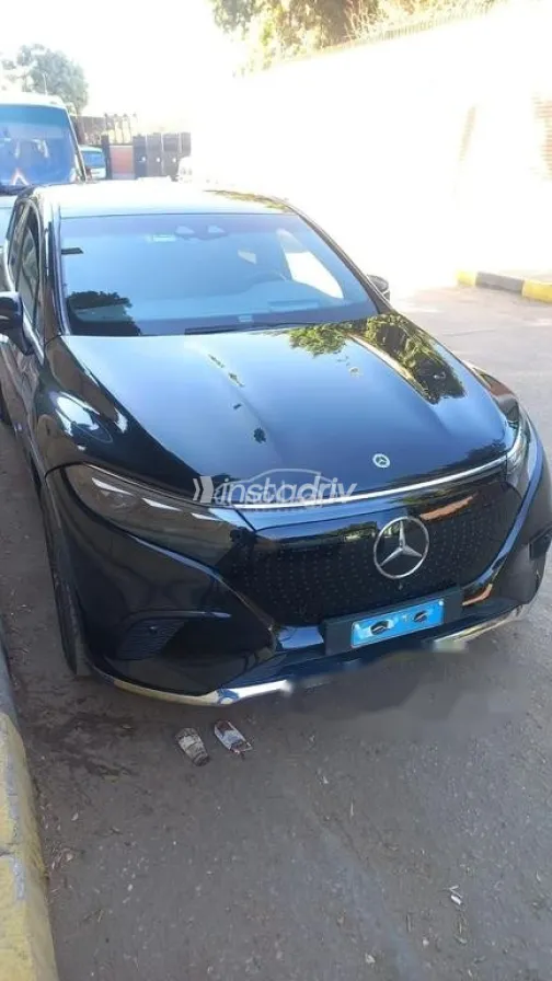 مرسيدس E 450 2023 أسود مستعملة للبيع - 1