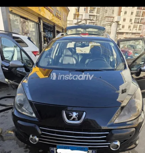 بيجو 207 SW 2006 أسود مستعملة للبيع - 2