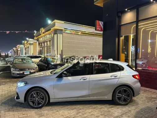 بي ام دبليو 118 2020 فضي مستعملة للبيع - 2