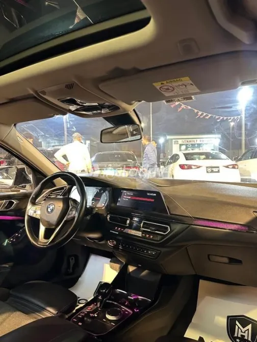 بي ام دبليو 118 2020 فضي مستعملة للبيع - 5