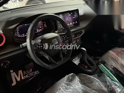 سيات ابيزا 2026 فضي جديدة للبيع - 3