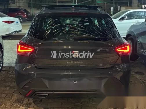 سيات ابيزا 2026 فضي جديدة للبيع - 4