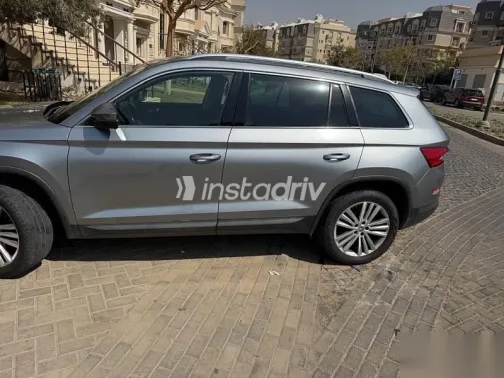 سكودا كودياك 2021 فضي مستعملة للبيع - 3