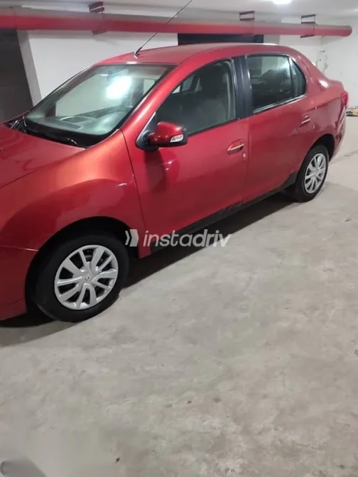 Renault Logan 2017 Red Used for Sale - 2