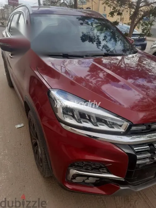 شيرى تيجو 2024 أحمر مستعملة للبيع - 1