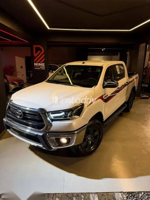 تويوتا هايلكس 2025 أبيض جديدة للبيع - 2