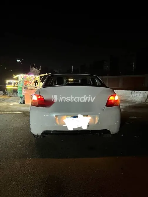 بيجو 301 2014 أبيض مستعملة للبيع - 2