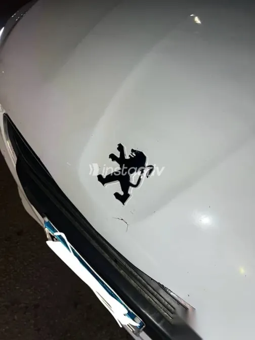 بيجو 301 2014 أبيض مستعملة للبيع - 3