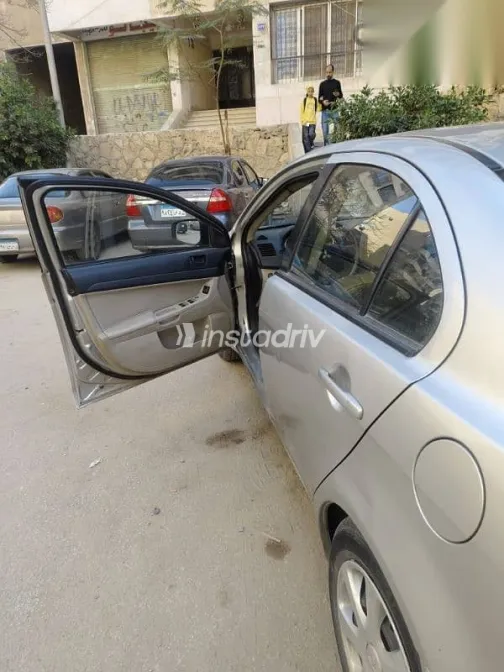 ميتسوبيشي لانسر 2016 فضي مستعملة للبيع - 3