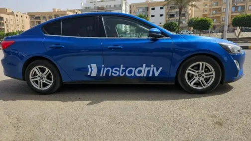 فورد فوكس 2022 أبيض مستعملة للبيع - 2