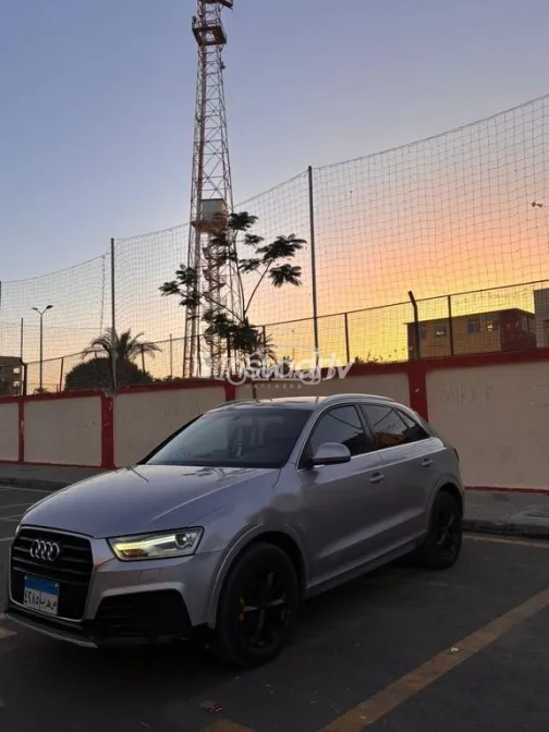 Audi Q3 2016 Silver Used for Sale - 1