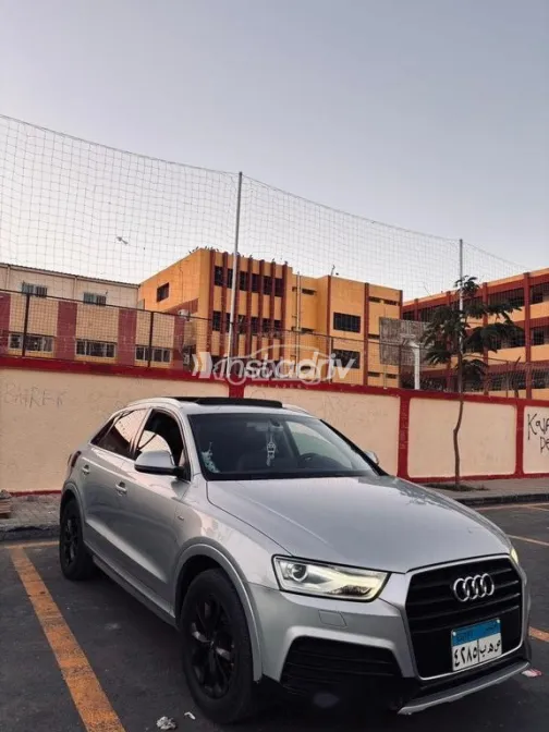 Audi Q3 2016 Silver Used for Sale - 3