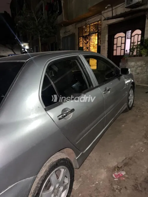 ميتسوبيشي لانسر بومة 2008 فضي مستعملة للبيع - 5