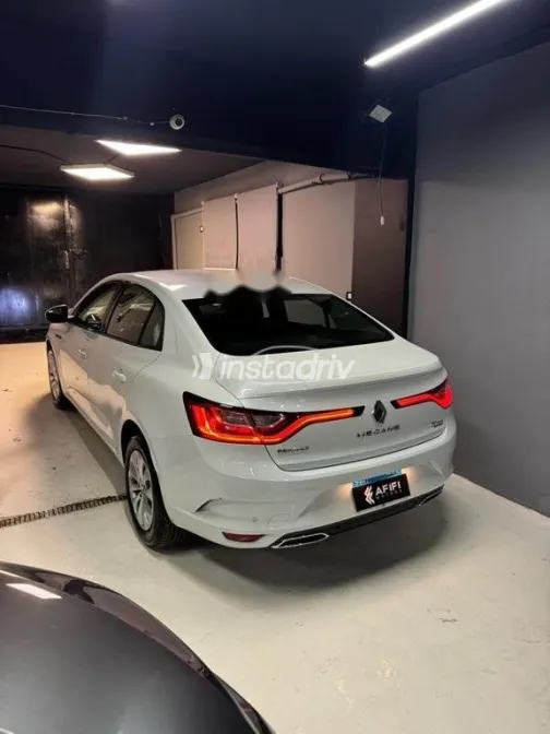 رينو ميجان 2022 أبيض مستعملة للبيع - 3