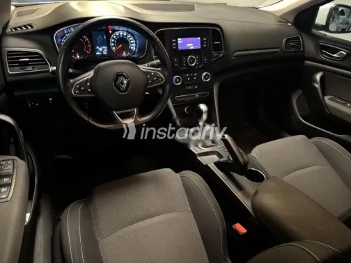 رينو ميجان 2022 أبيض مستعملة للبيع - 4