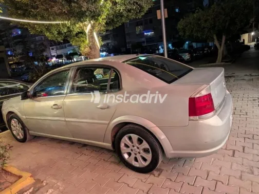 Opel Vectra 2008 Gold Used for Sale - 2