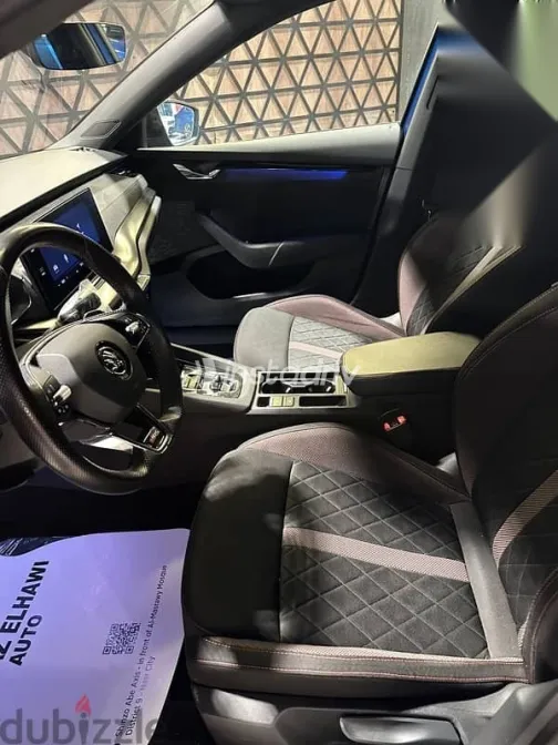 Skoda Octavia 2022 Dark Blue Used for Sale - 9