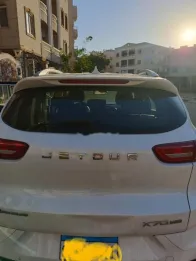 جيتور X70 2022 أبيض مستعملة للبيع
