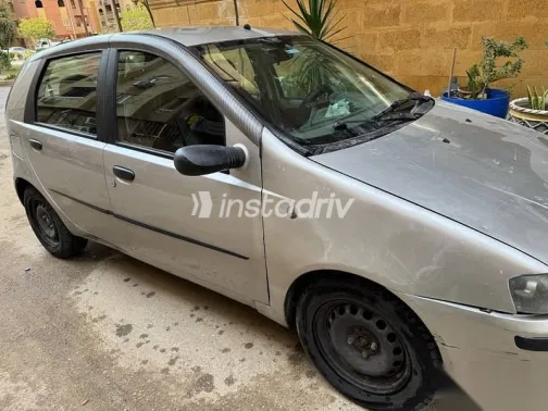 فيات بونتو 2001 رمادي مستعملة للبيع - 2