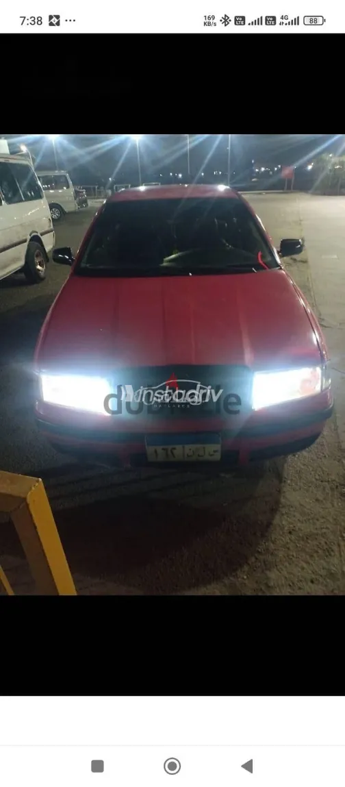 سكودا اوكتافيا 2002 أحمر مستعملة للبيع - 2