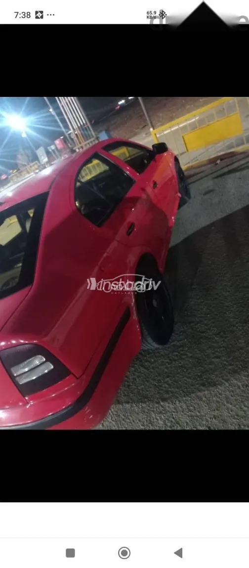 سكودا اوكتافيا 2002 أحمر مستعملة للبيع - 3