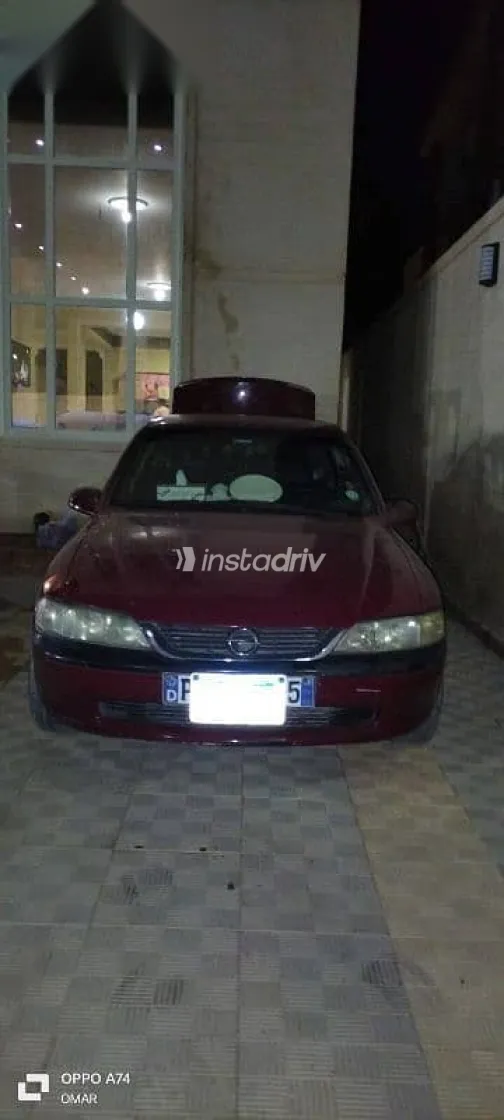 اوبل فيكترا 1997 نبيتي مستعملة للبيع - 1
