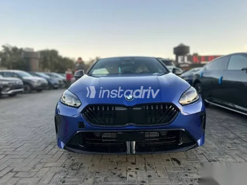 بي ام دبليو 218 2026 أزرق غامق جديدة للبيع - 1