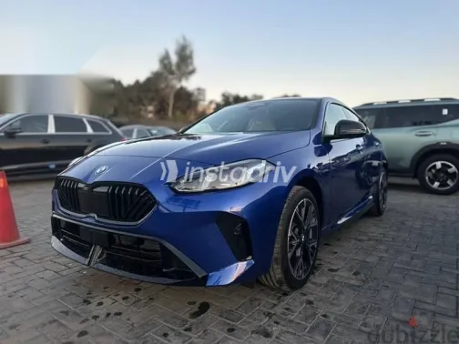 بي ام دبليو 218 2026 أزرق غامق جديدة للبيع - 2