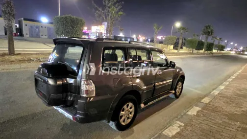 Mitsubishi Pajero 2018 White Used for Sale - 7