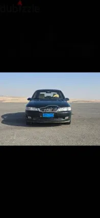 اوبل فيكترا 1999 أخضر مستعملة للبيع