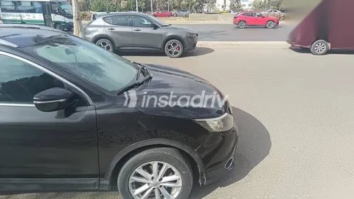 نيسان قشقاي 2017 أسود مستعملة للبيع - 7