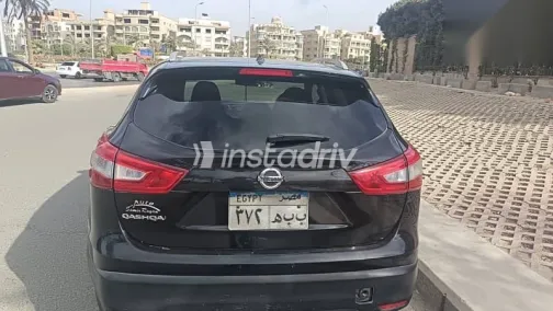 نيسان قشقاي 2017 أسود مستعملة للبيع - 8
