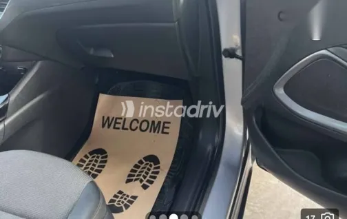 اوبل كروس لاند 2023 أزرق غامق مستعملة للبيع - 2