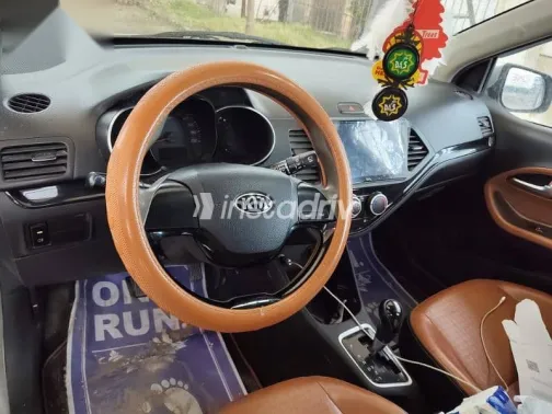 Kia Picanto 2016 Silver Used for Sale - 2